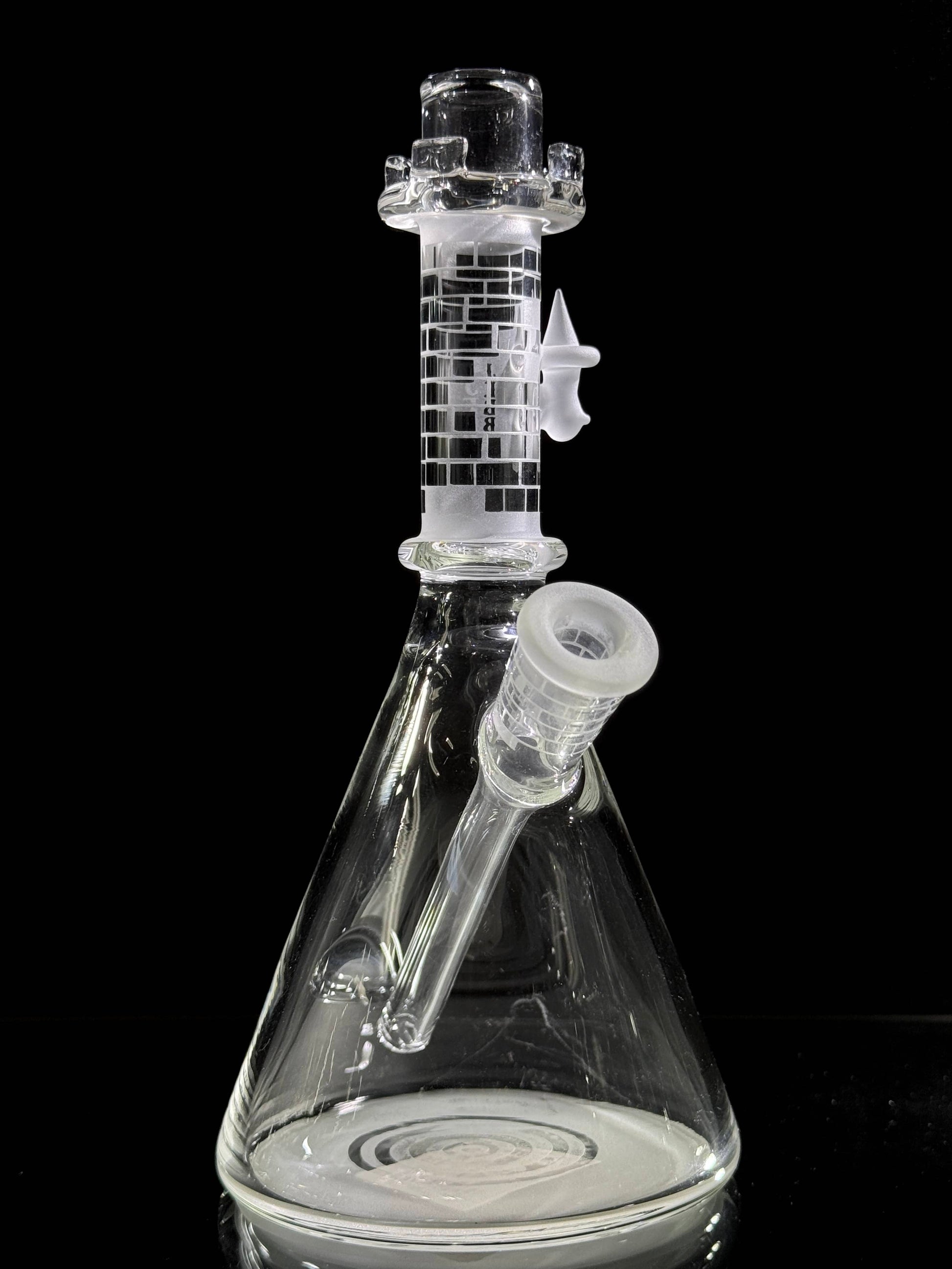 Jebb Glass Castle Beaker Default Headies Hideout