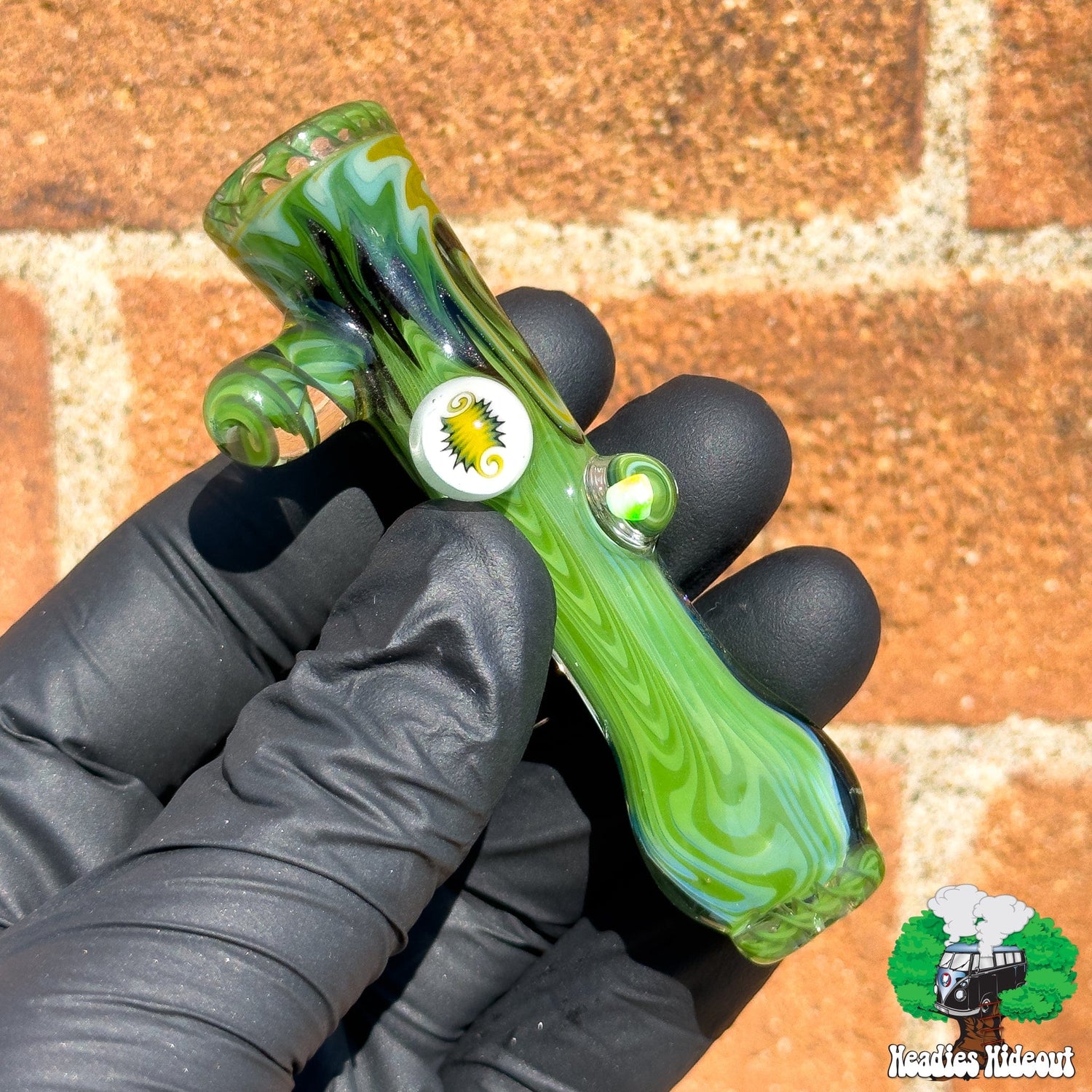 Willstar Chillum - Green Linework Default Headies Hideout