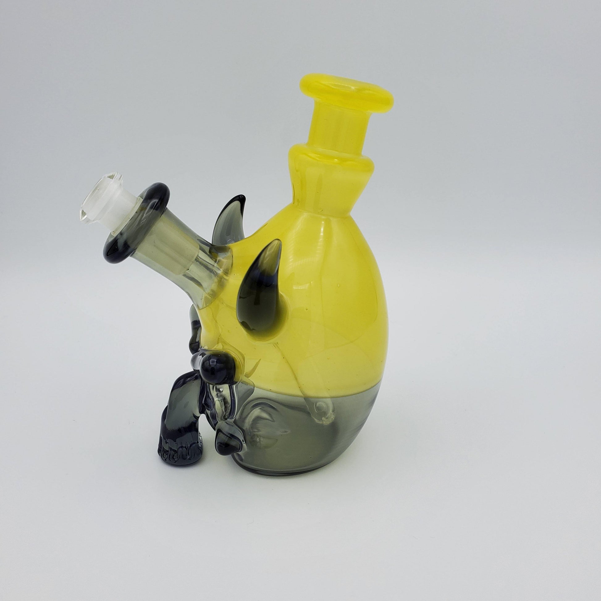 Tuskum Glass Skull Ripper - Potion and Yellow Headie Glass Headies Hideout